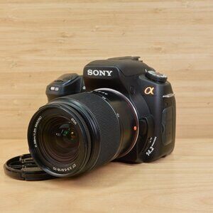 Sony Alpha A350 14.2MP Digital SLR Camera / DT 18-70mm f3.5-5.6 Zoom Lens